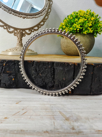 Kalash Kada from Mrigaya by Nandini for Office and Traditional Look__1 Bangles