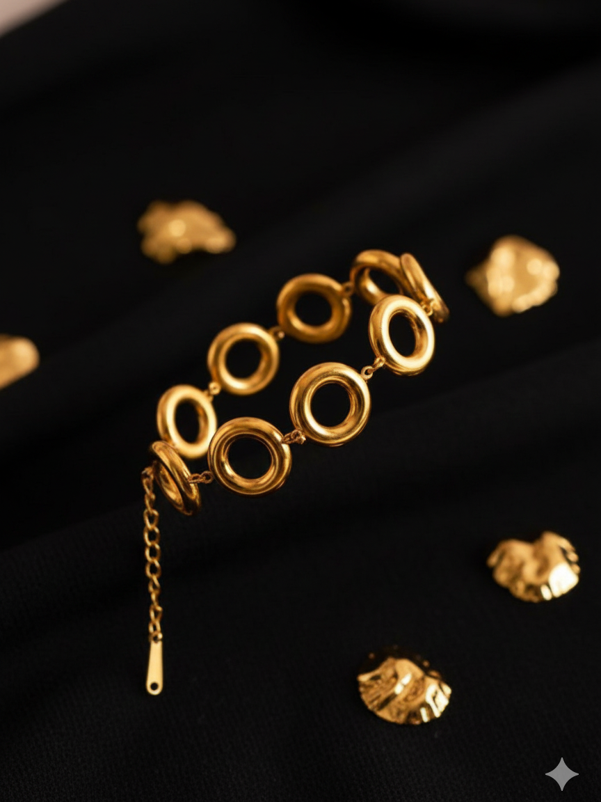 Polo Gold Anti-Tarnish Stainless Steel Bracelet - gold close-up design detail

